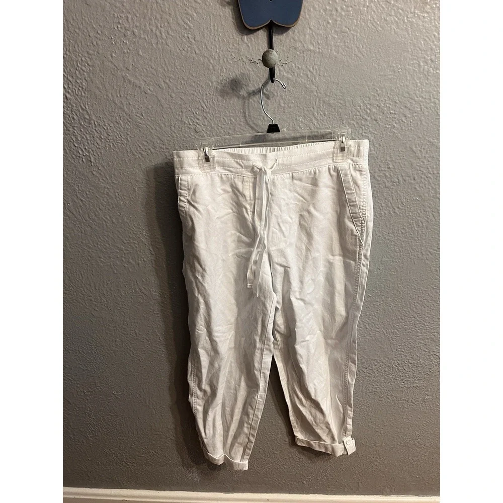 Talbots  Capri‎ Pants  Size 4 Womens White